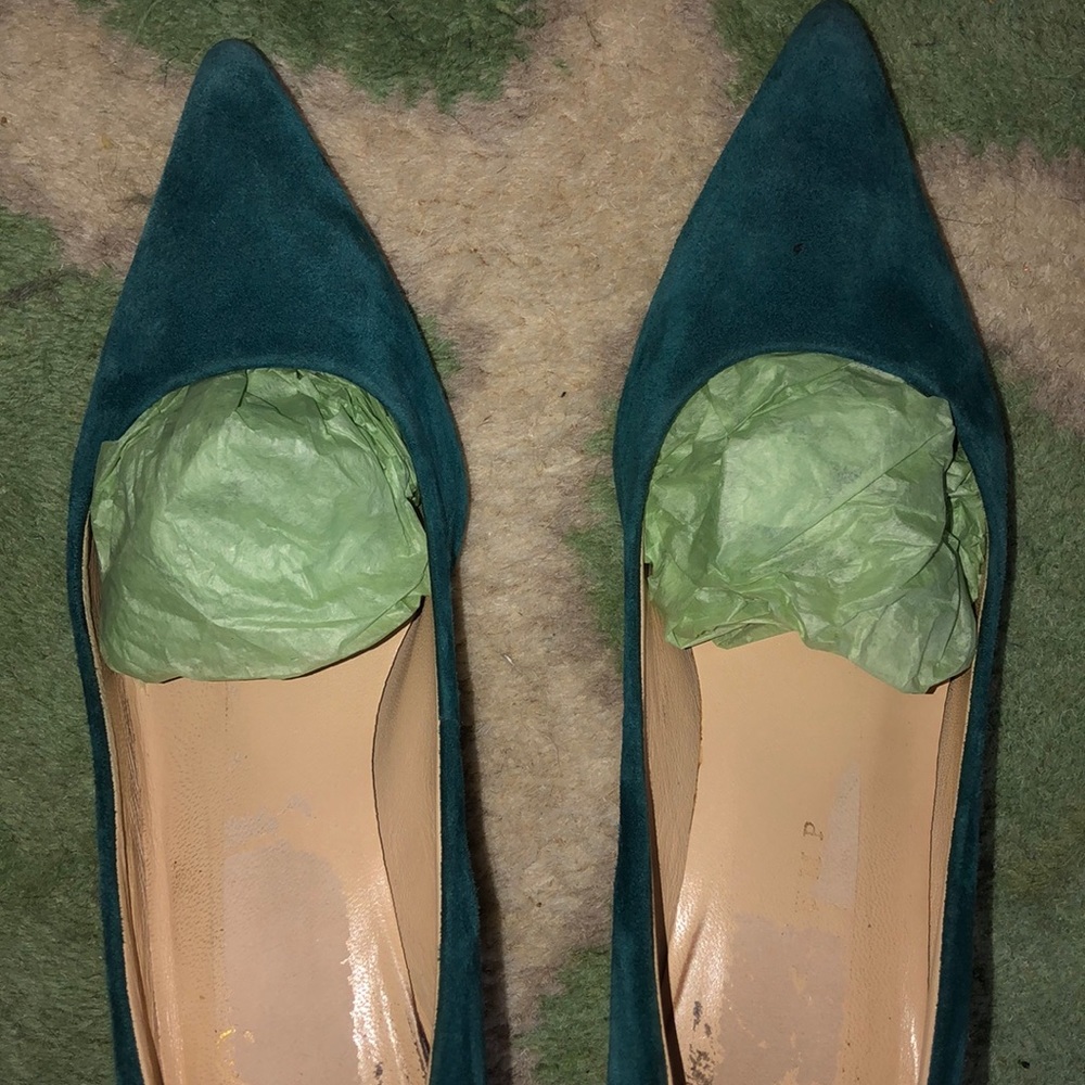 SOLD!!// Ivanka Trump teal green/blue suede & leather heels, very comfortable!